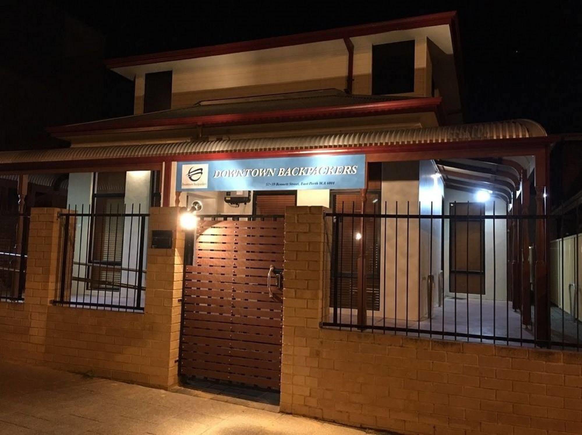 Downtown Backpackers Hostel Perth - Note - Valid Passport Required For Check In المظهر الخارجي الصورة