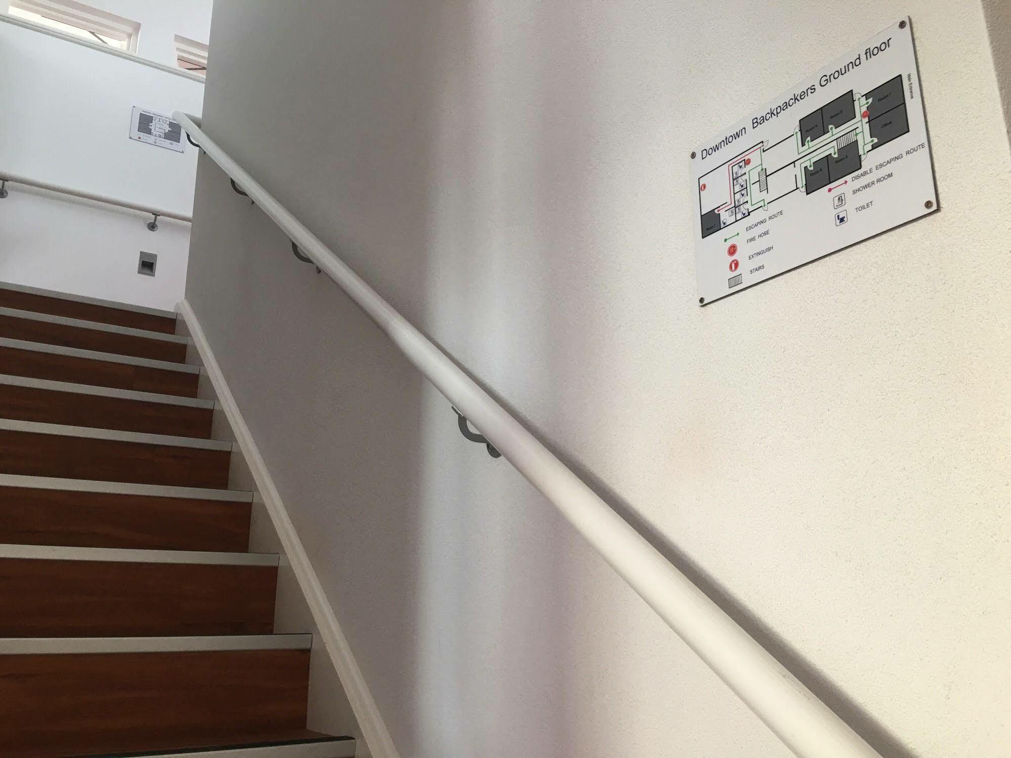 Downtown Backpackers Hostel Perth - Note - Valid Passport Required For Check In المظهر الخارجي الصورة